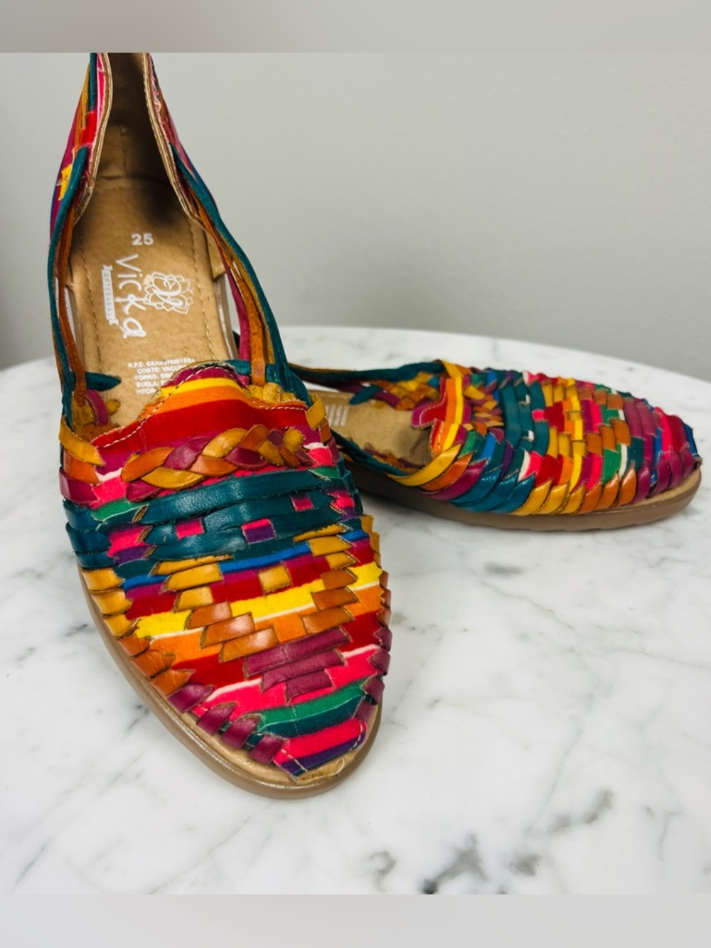 Vintage Vika Multi-Colored Woven Leather Huarache Flats – (US 8/8.5)